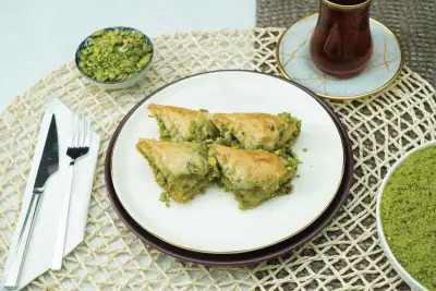 Fıstıklı Şöbiyet